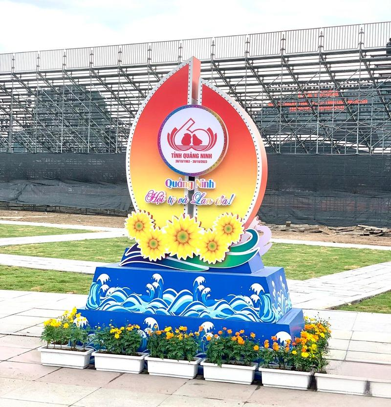 Quảng cáo Phương Đông – Làm biển quảng cáo tại Quảng Ninh