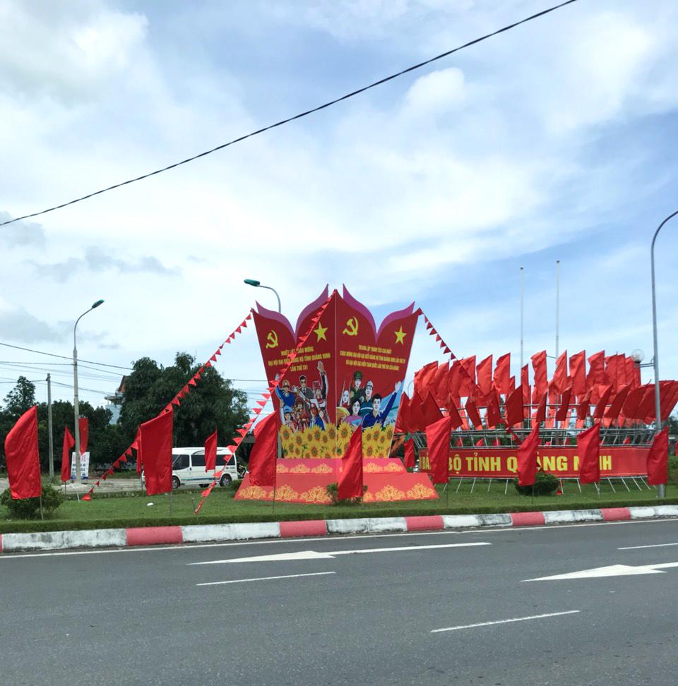 Quảng cáo Phương Đông – Làm biển quảng cáo tại Quảng Ninh