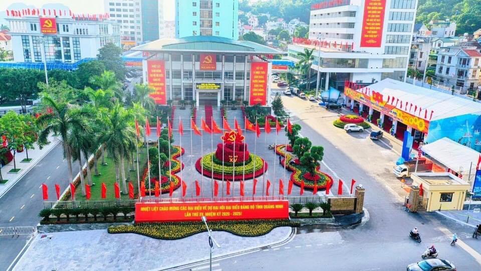 Quảng cáo Phương Đông – Làm biển quảng cáo tại Quảng Ninh